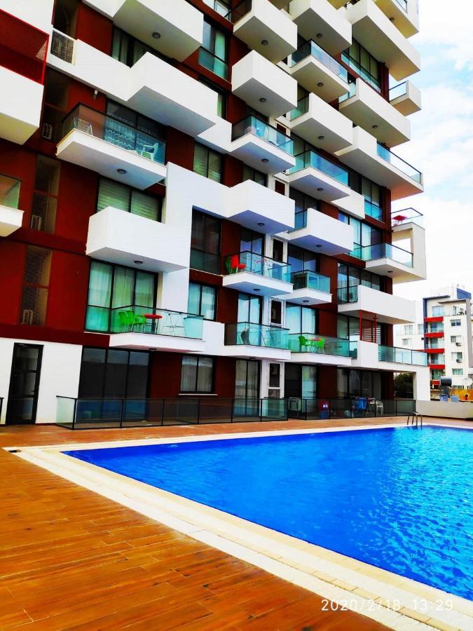 Uptown Holiday App & Pool Daily Rental Contactless Check In & Check Out Famagusta  Exterior photo